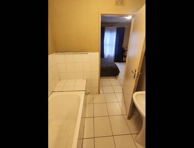 1 BEDROOM APARTMENT FOR SALE IN BLUFF
